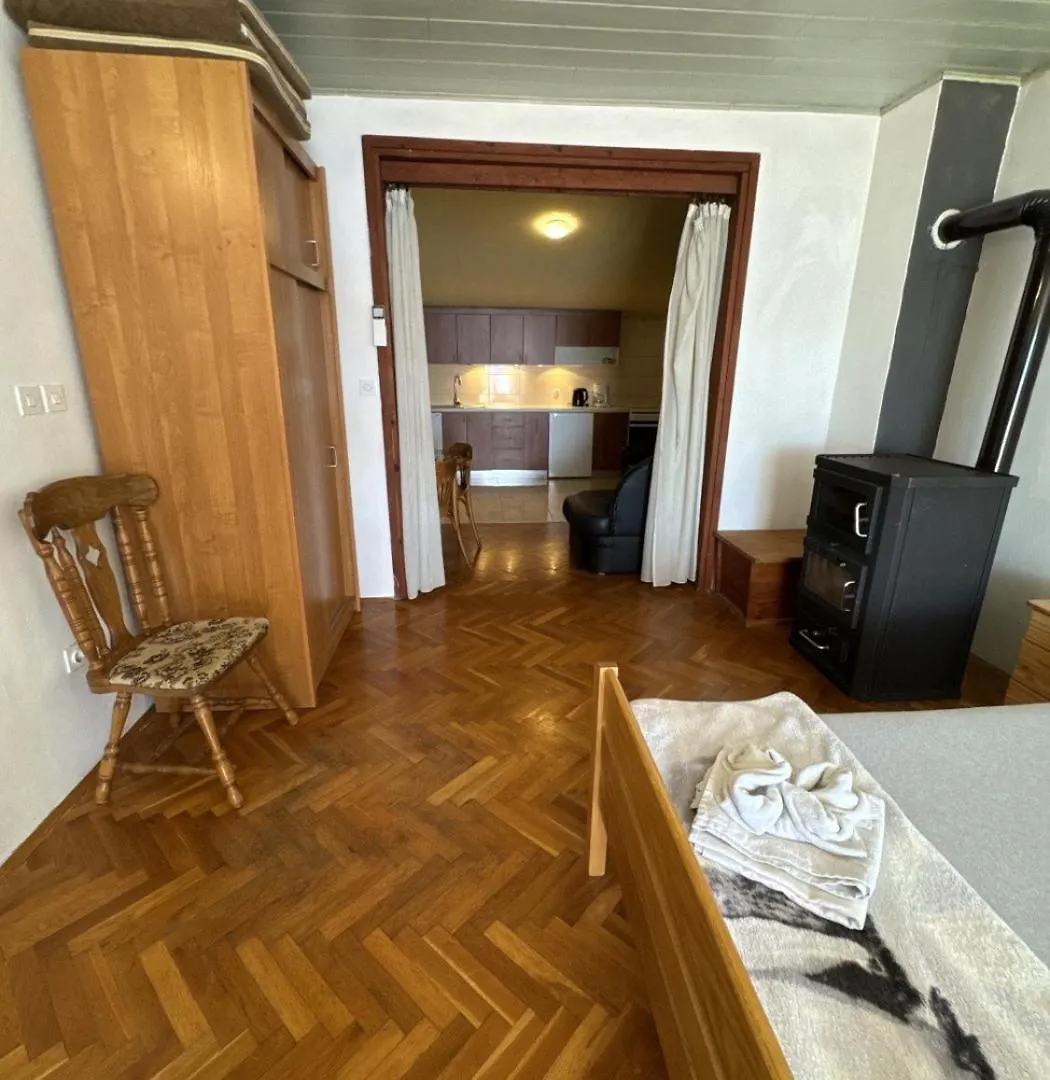 Studio Apartment 4209-4 For 3 Pers In Seline